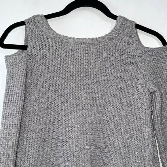 Kaisely Gray Cold-Shoulder Knit Sweater Tunic XS With Frayed Hem - Picture 4 of 11